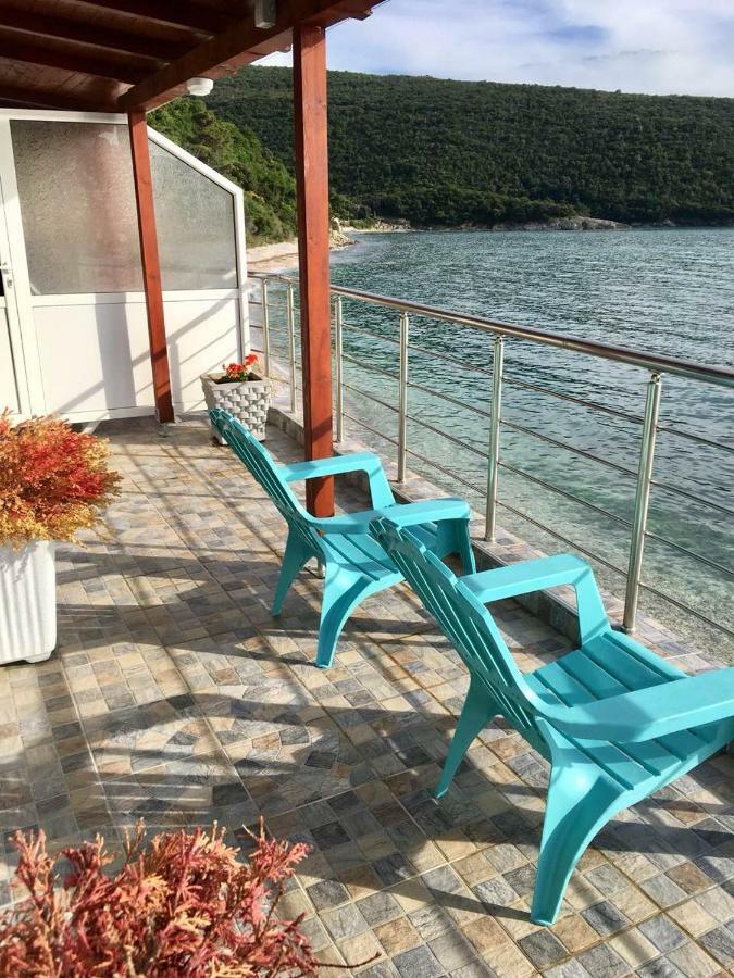 Summer Holiday House Mm Улцинь Экстерьер фото