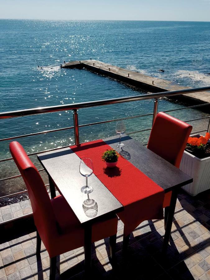 Summer Holiday House Mm Улцинь Экстерьер фото