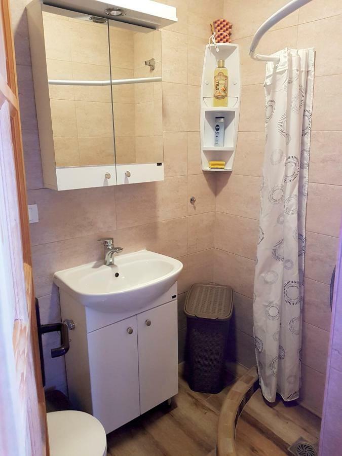 Summer Holiday House Mm Улцинь Экстерьер фото